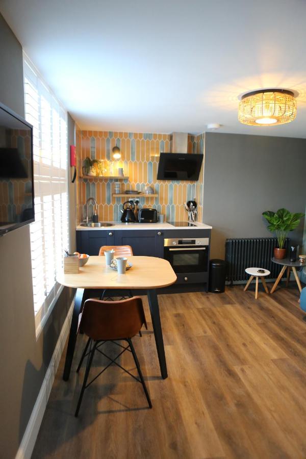 No 12 - Stunning Self Check-In Apartments In Worcester Centre 외부 사진