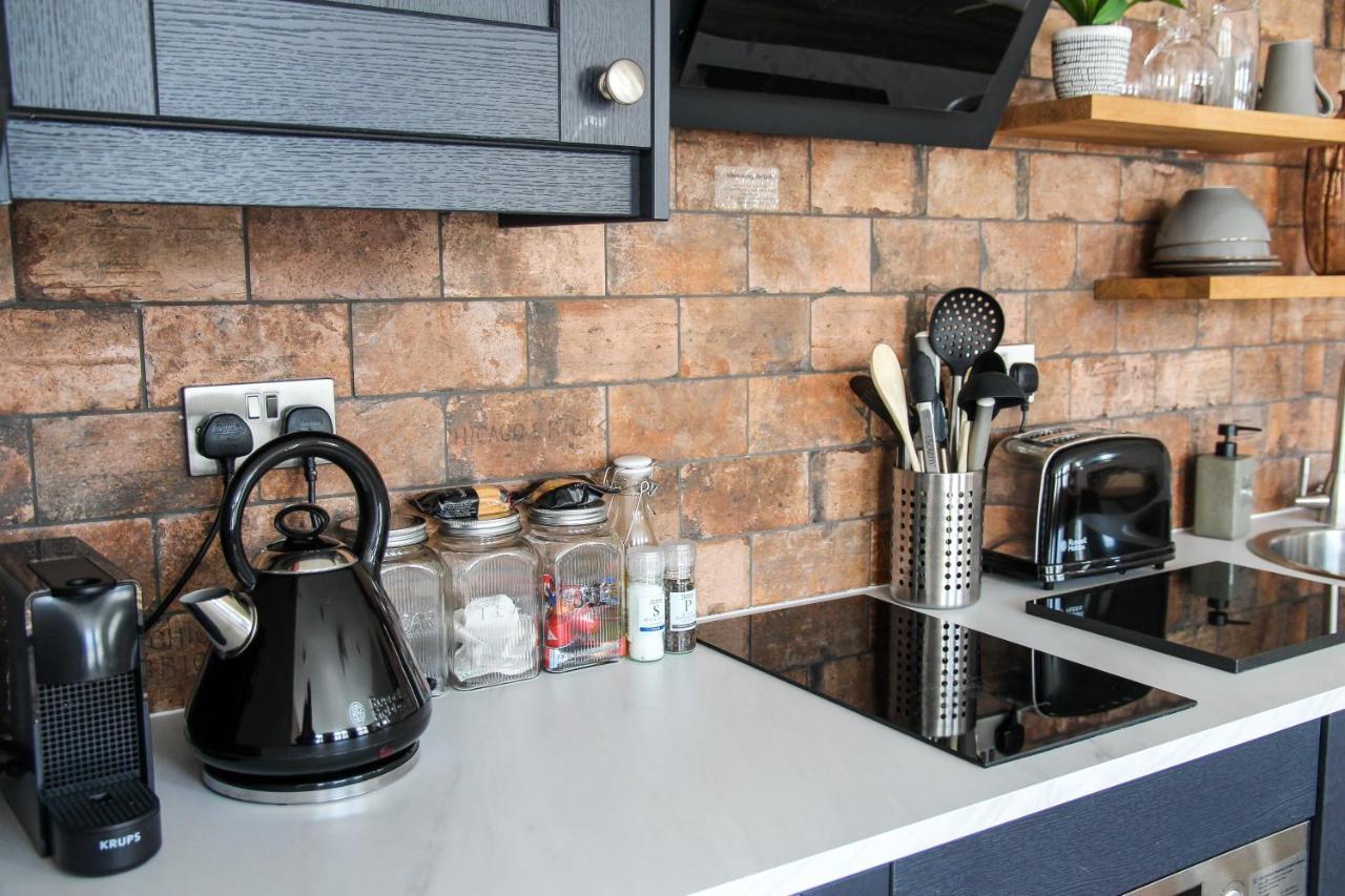 No 12 - Stunning Self Check-In Apartments In Worcester Centre 외부 사진
